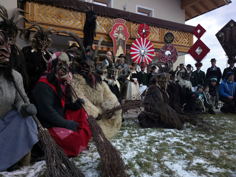 Perchtenlauf, documentary by Carlos Sandoval
